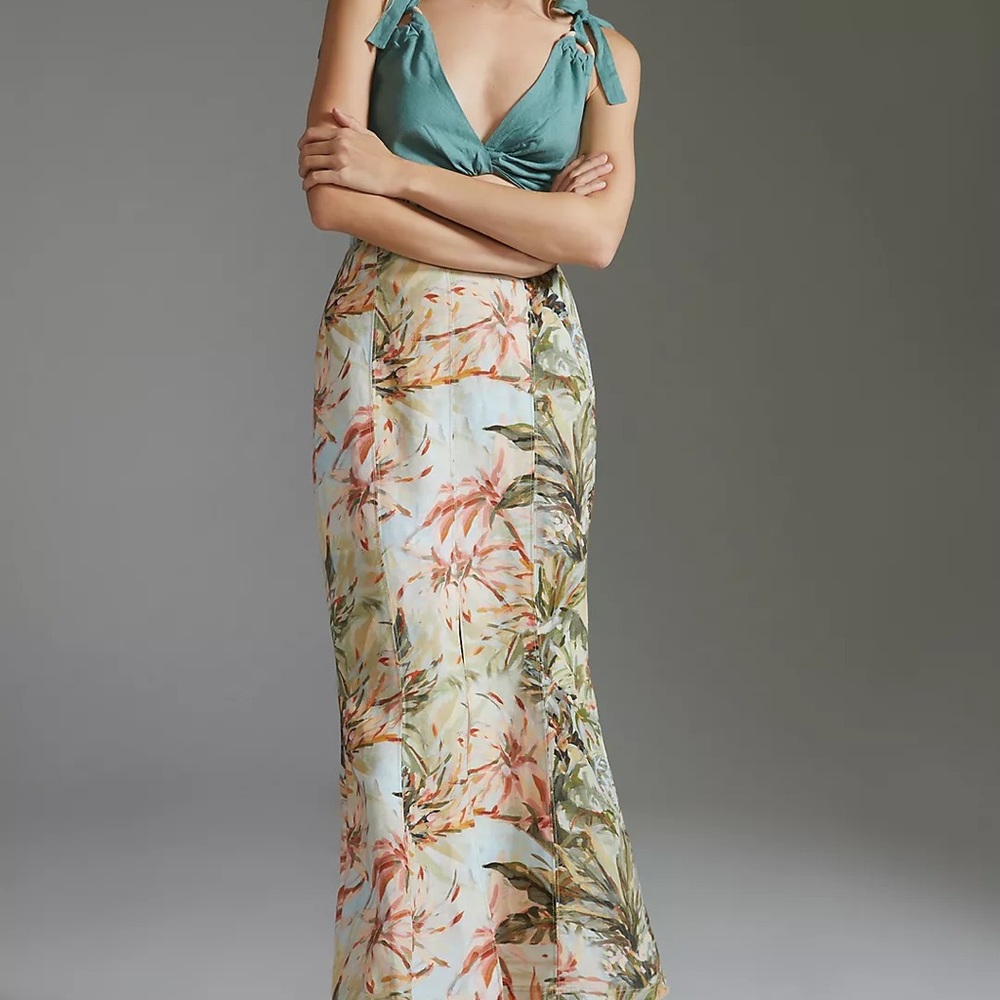 NWT Anthropologie Twist Crop top M